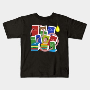 bookworm at night Kids T-Shirt